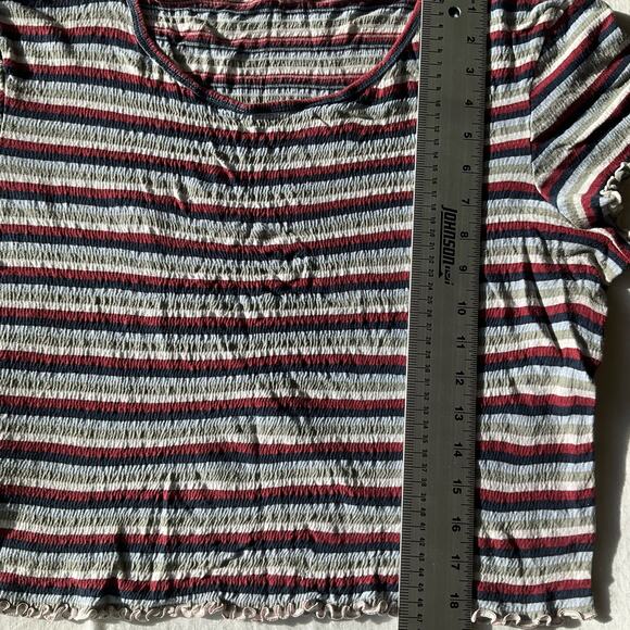 American Eagle Women’s Short Sleeve Screw Neck Crop Top size XL, Red & Gray - Picture 4 of 7